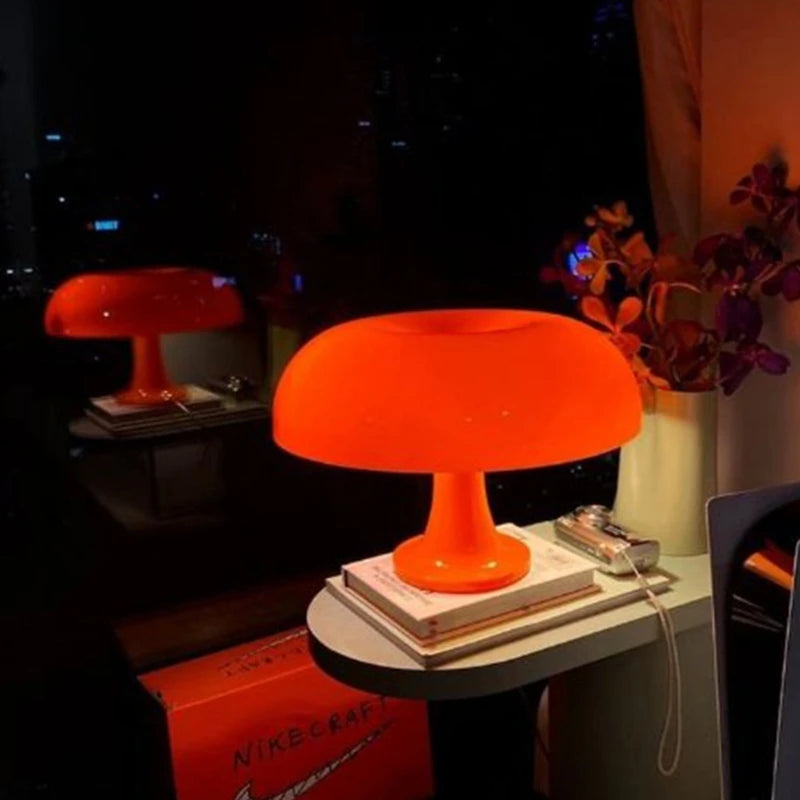 Retro Mushroom Table Lamp with LED Tricolor